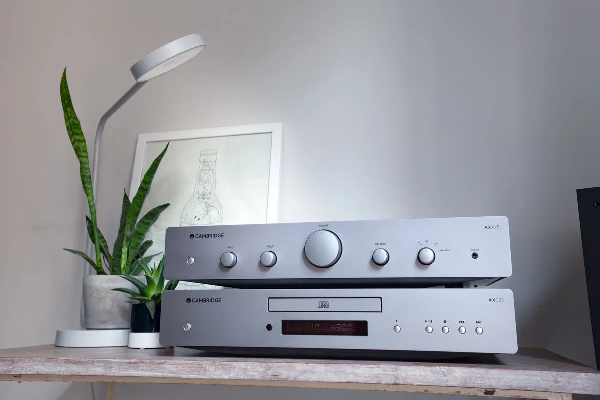 Cambridge Audio AX A25 Amplis hi-fi stéréo