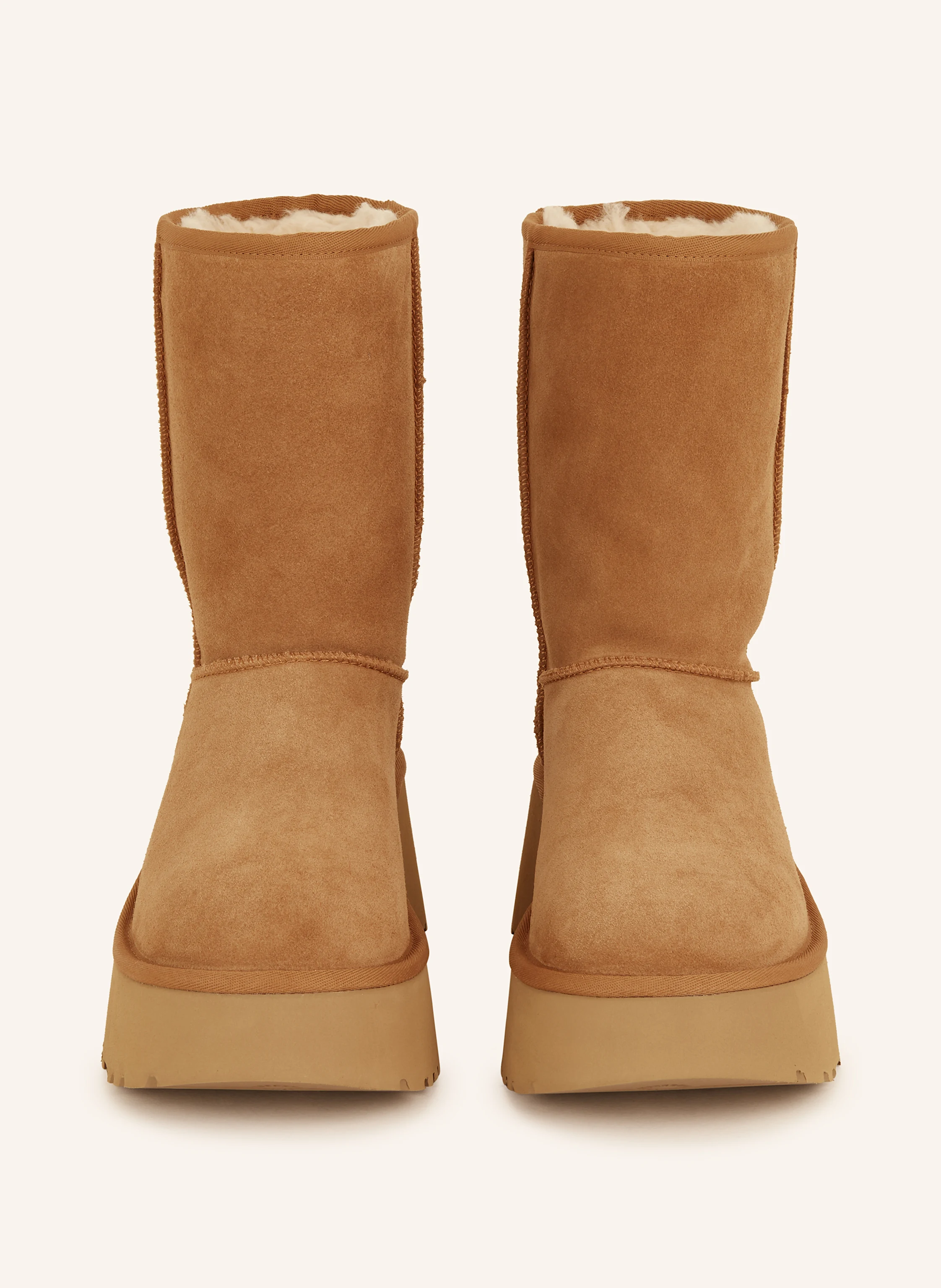 UGG Plateau-Boots CLASSIC