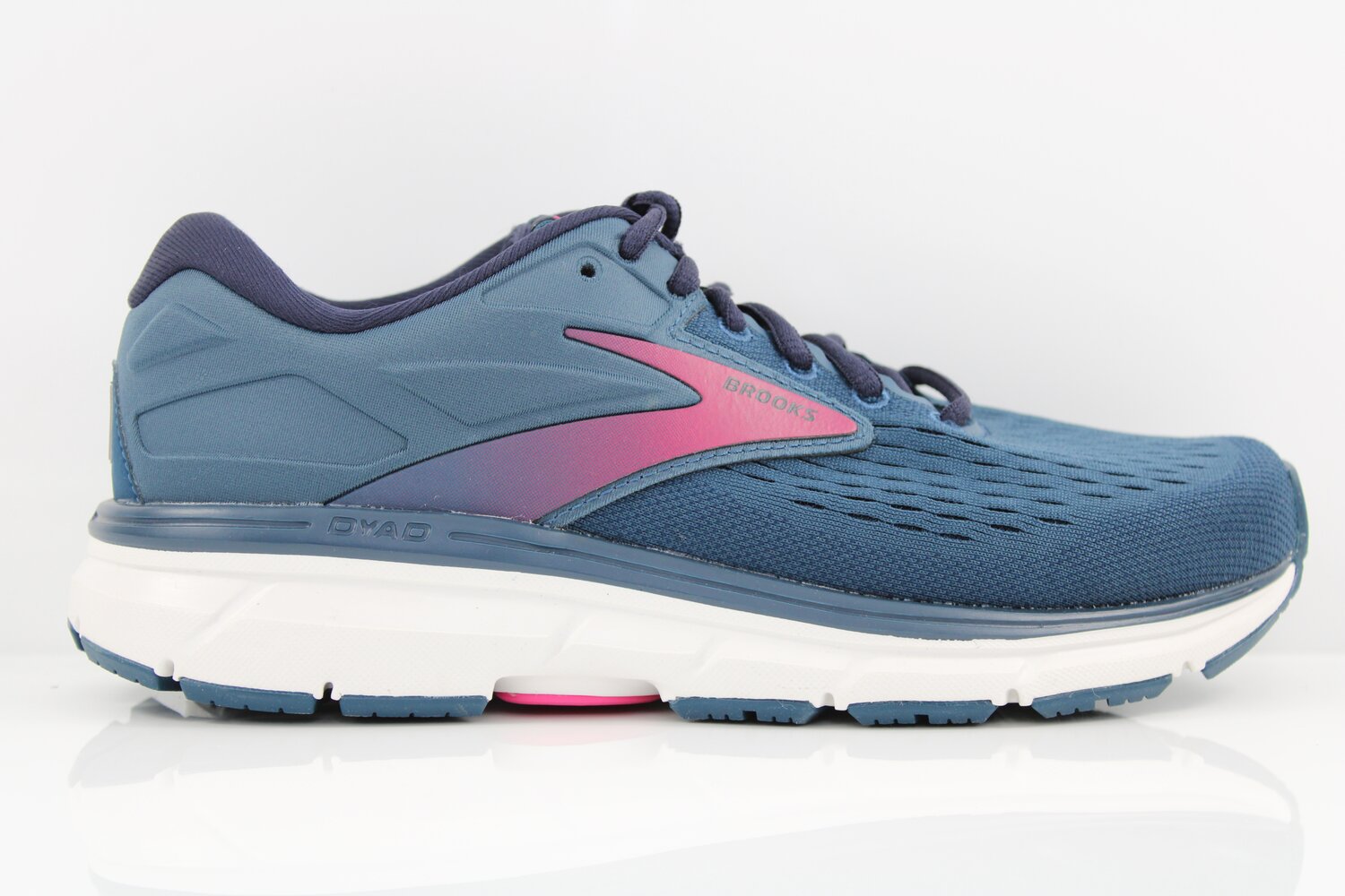 Brooks Dyad 11