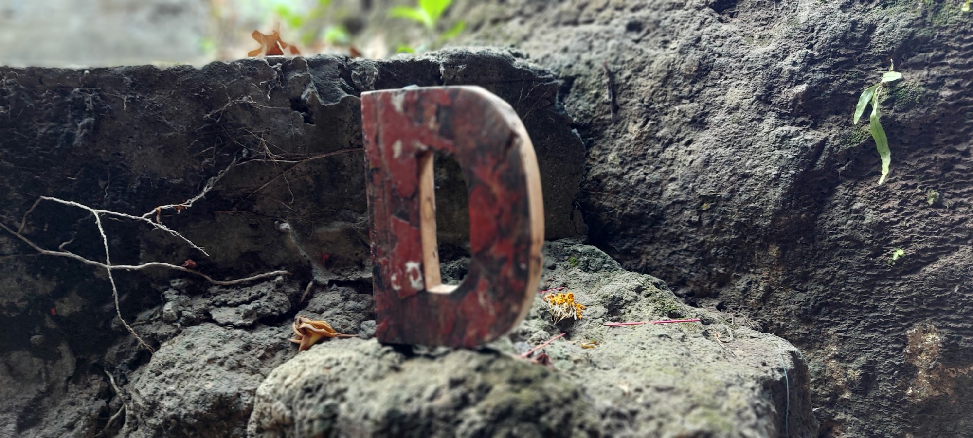 Holzbuchstabe 'D', mehrfarbig, T 2,5 cm, B 13 cm, H 19 cm von fischer's lagerhaus