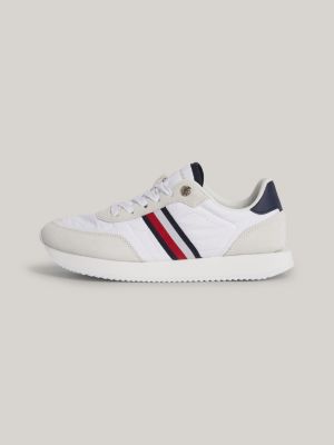 Tênis Essential Global Stripe em Camurça com Travas Finas