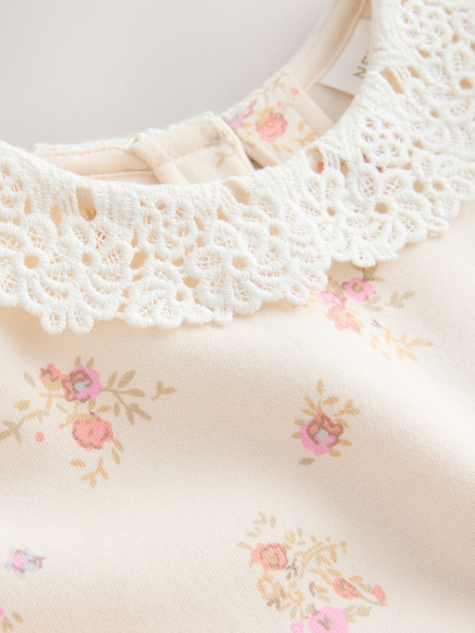 Lichtroze met fijne bloemenprint - Set van sweatshirt met kraag en legging (3mnd-7jr)
