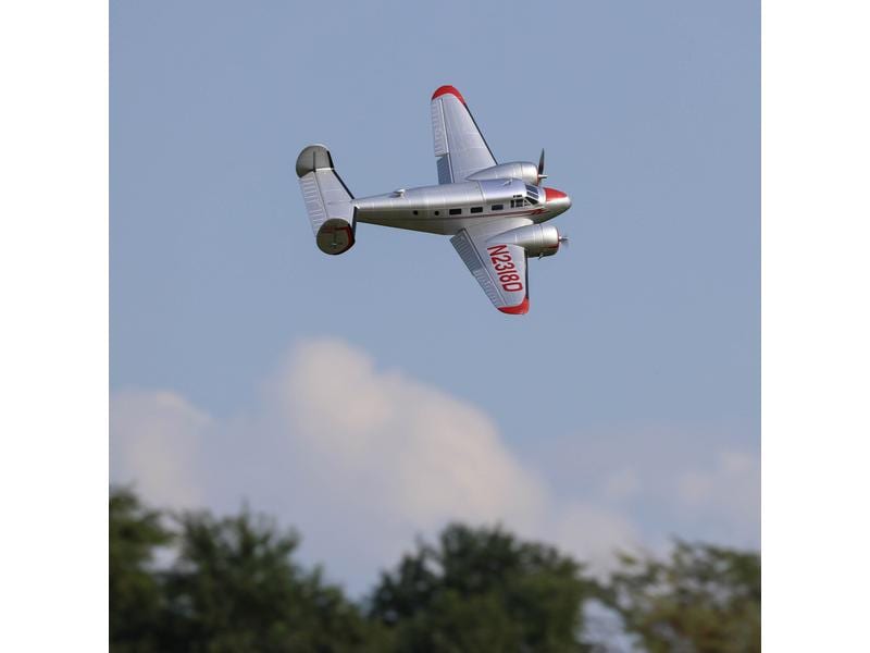 E-flite Motorflugzeug Beechcraft D18 1504 mm BNF Basic 2-Motoriger Scale Tiefdecker mit Spektrum Technik