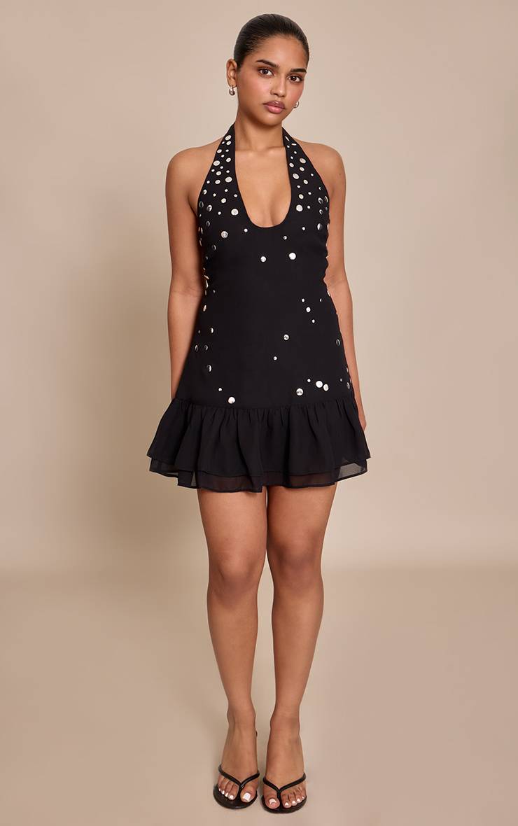 Noir Robe Petite À Col Licou Avec Détails De Volants Et Clous