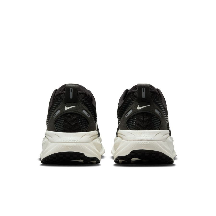 Nike Chaussures de Running Vomero 18 - Noir/Blanc/Blanc Femme