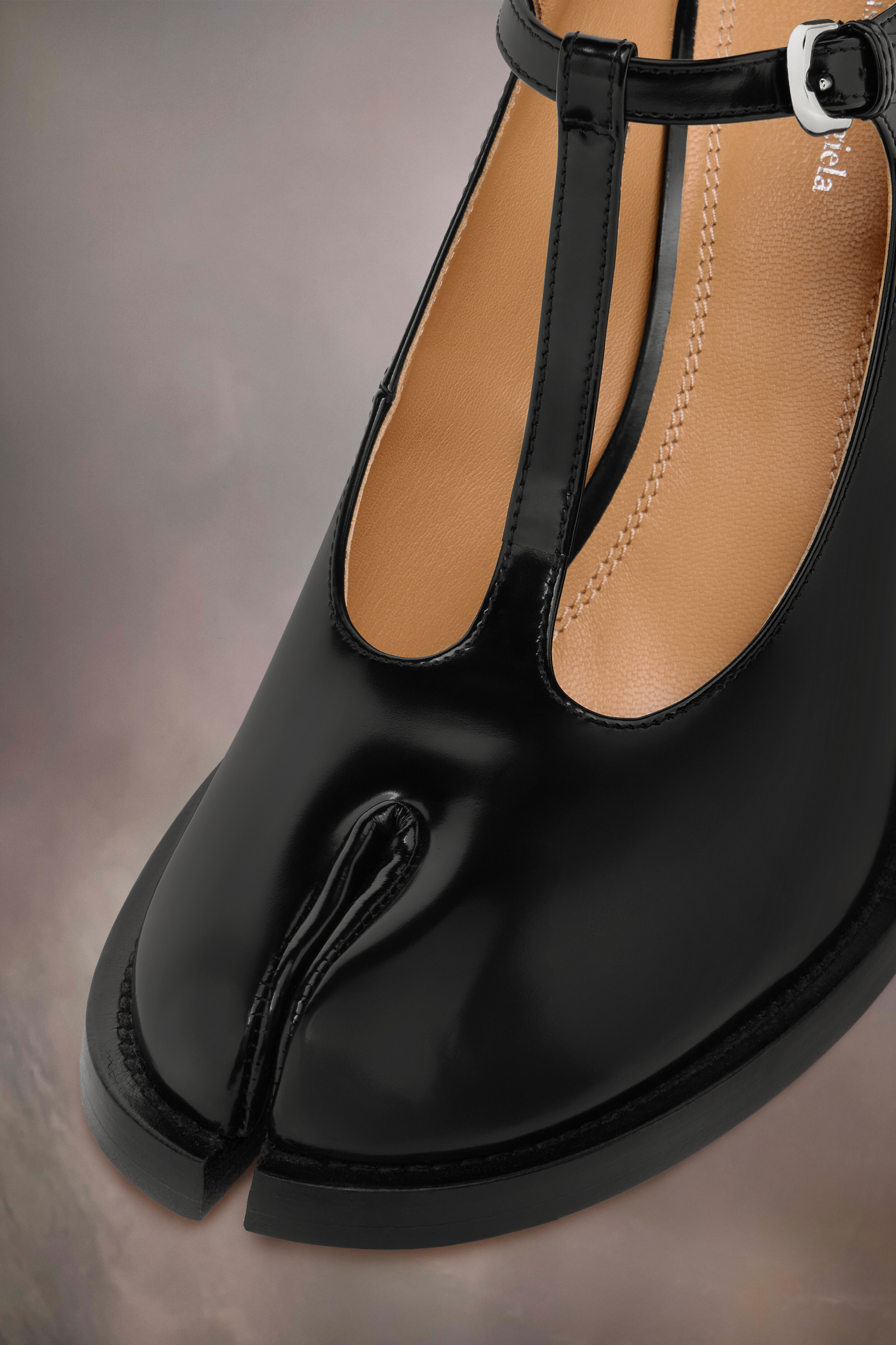 BOURGEOISE CHUNKY PUMP T-BAR H100