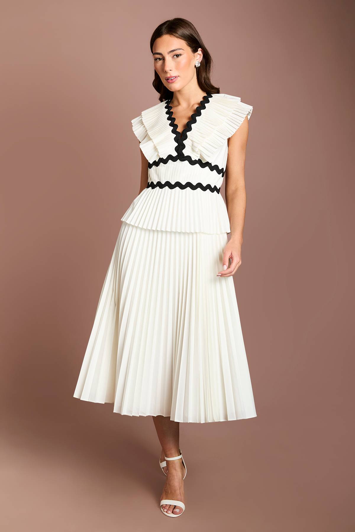 Coast Robe Midi En Coton Plissé Avec Détail Volant Aux Épaules