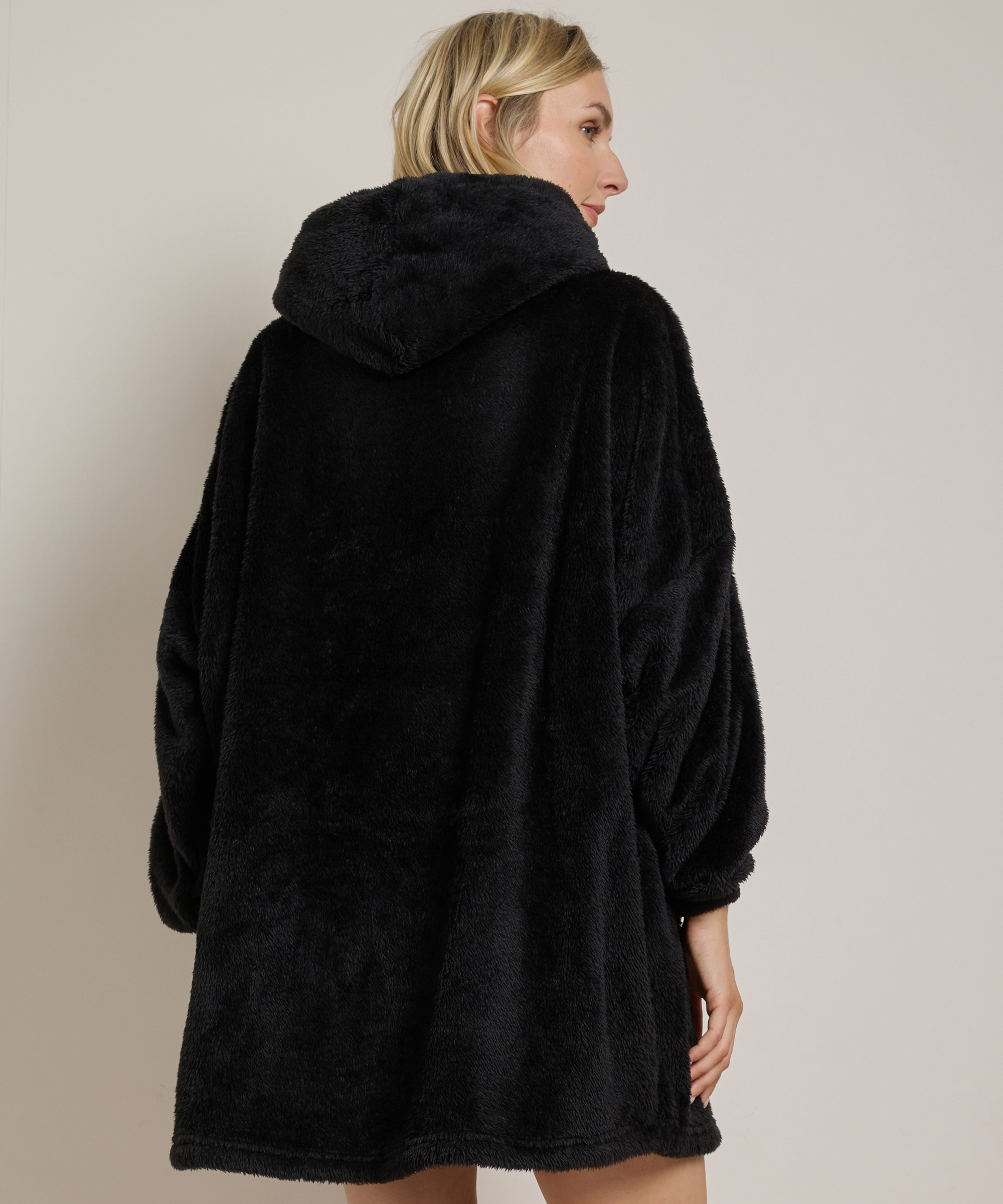 uni huggle hoodie