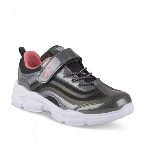 Baskets NOIR UNYK