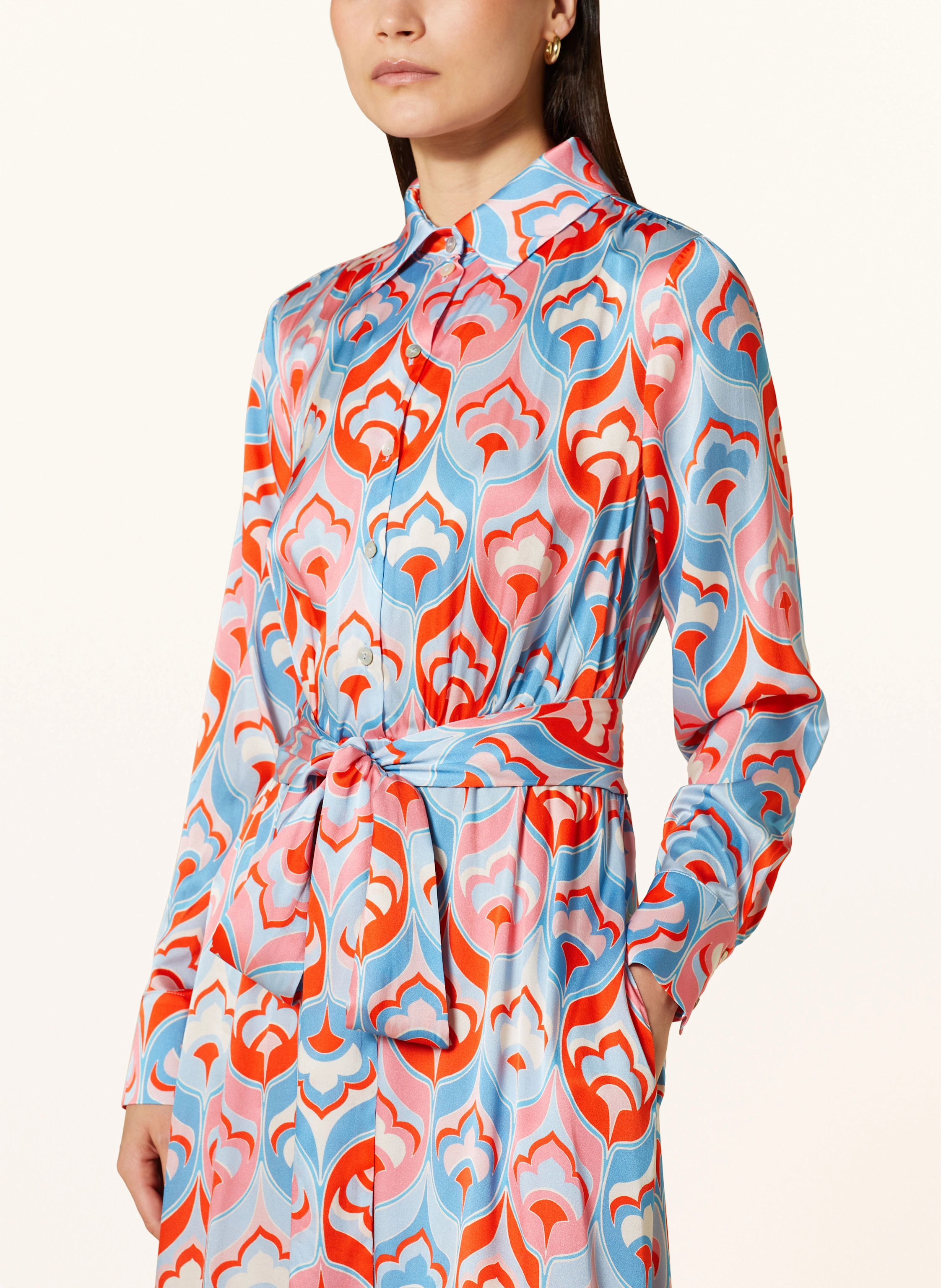ANNA's Hemdblusenkleid mit Seide
