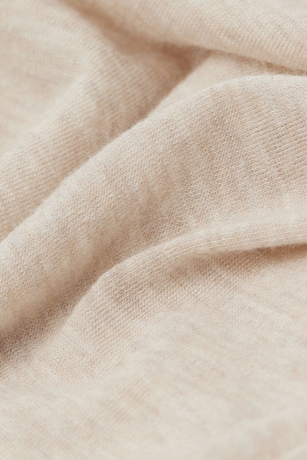 Blusa ultraleve de ombros largos em modal e cashmere