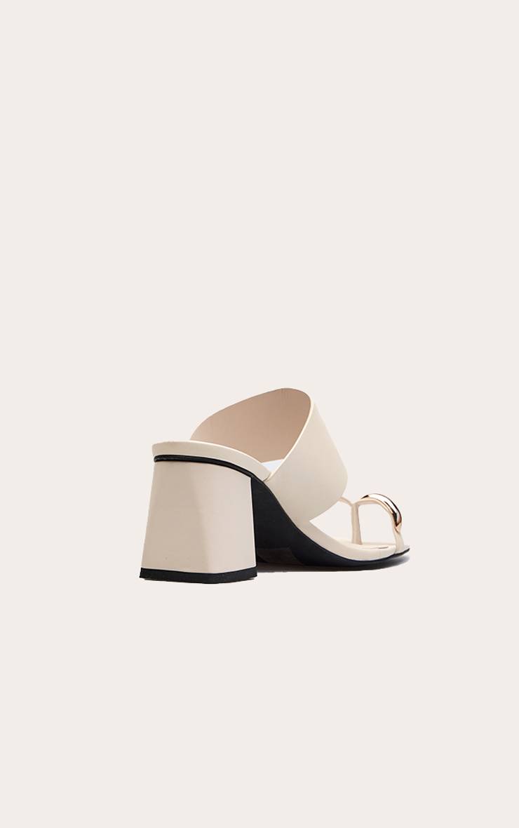 Crème Mules À Talon Bloc Coupe Large Avec Bride D'orteil Dorée
