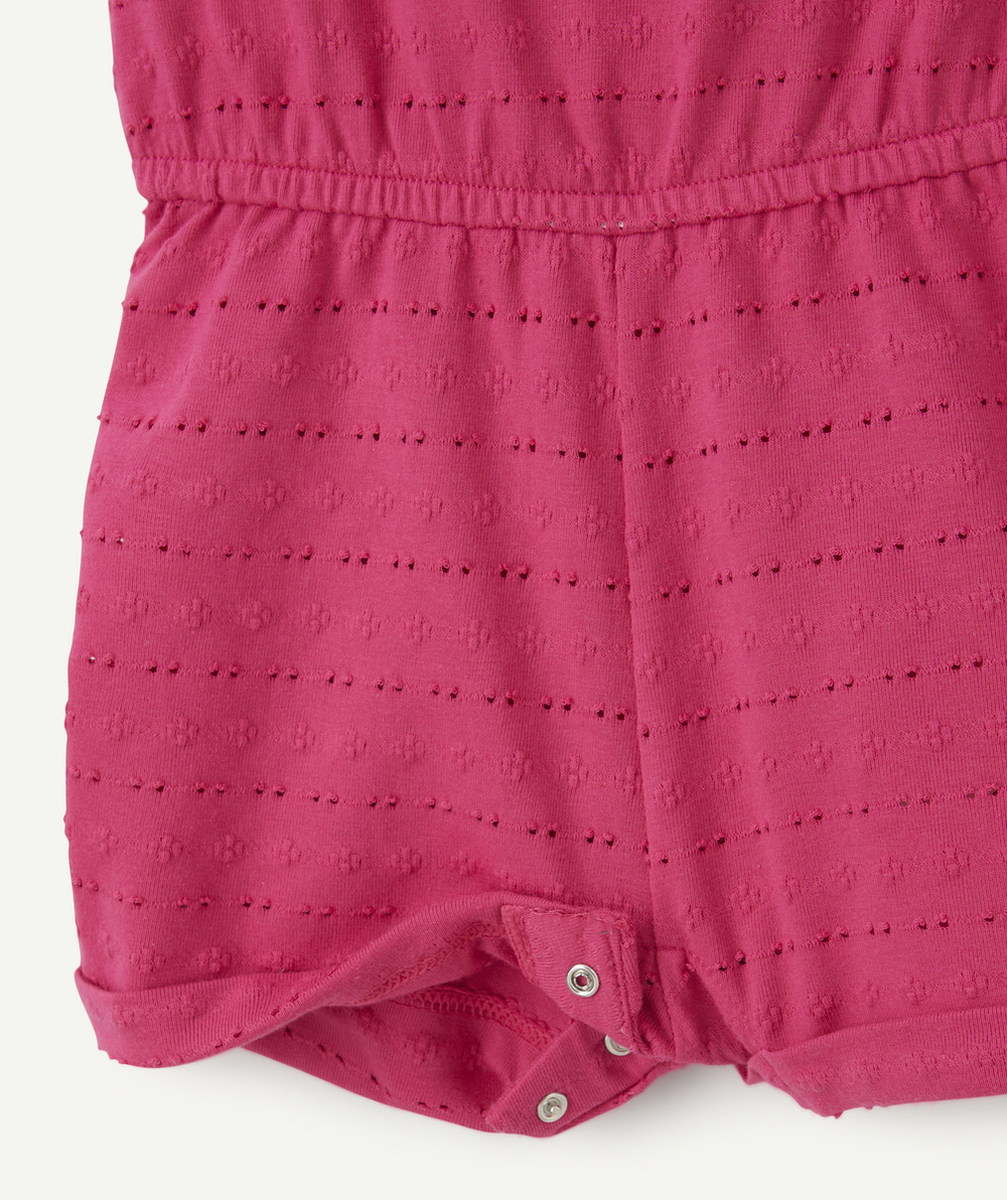 COMBISHORT BÉBÉ FILLE ROSE AVEC VOLANTS ET DÉTAILS AJOURÉS