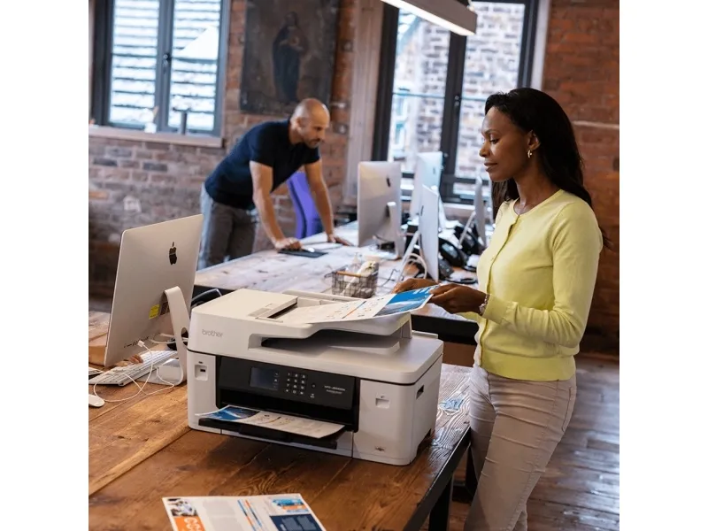 Brother MFC-J6540DWE - Multifunktionsprinter - farve - blækprinter - A3/Ledger (medie) - op til 25 spm (kopiering) - op til 28 spm (udskriver) - 250 ark - 33.6 Kbps - USB 2.0, LAN, Wi-Fi(n) - med 4 måneder EcoPro-abonnement