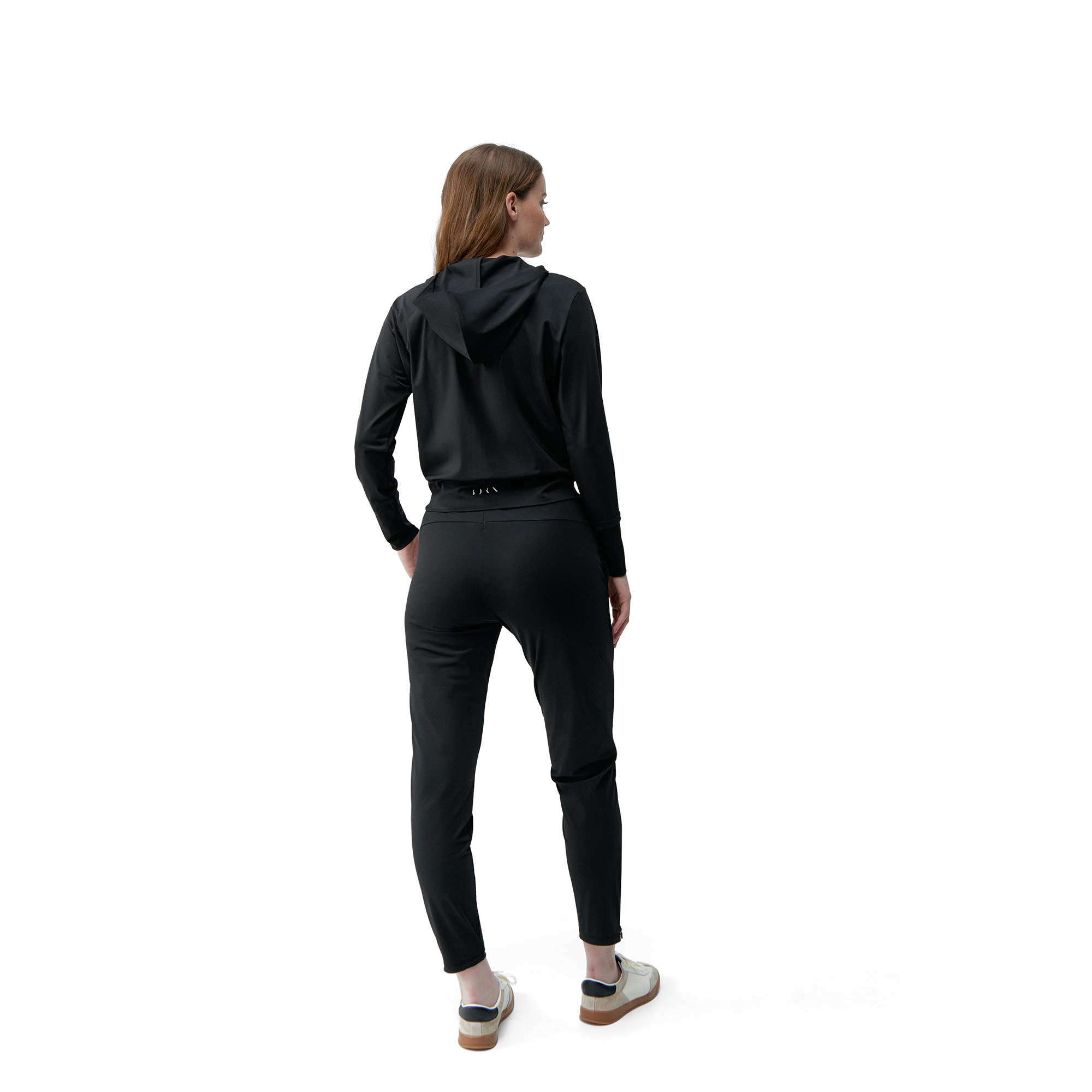 AIRLA - Veste de sport légère à capuche airla | Noir