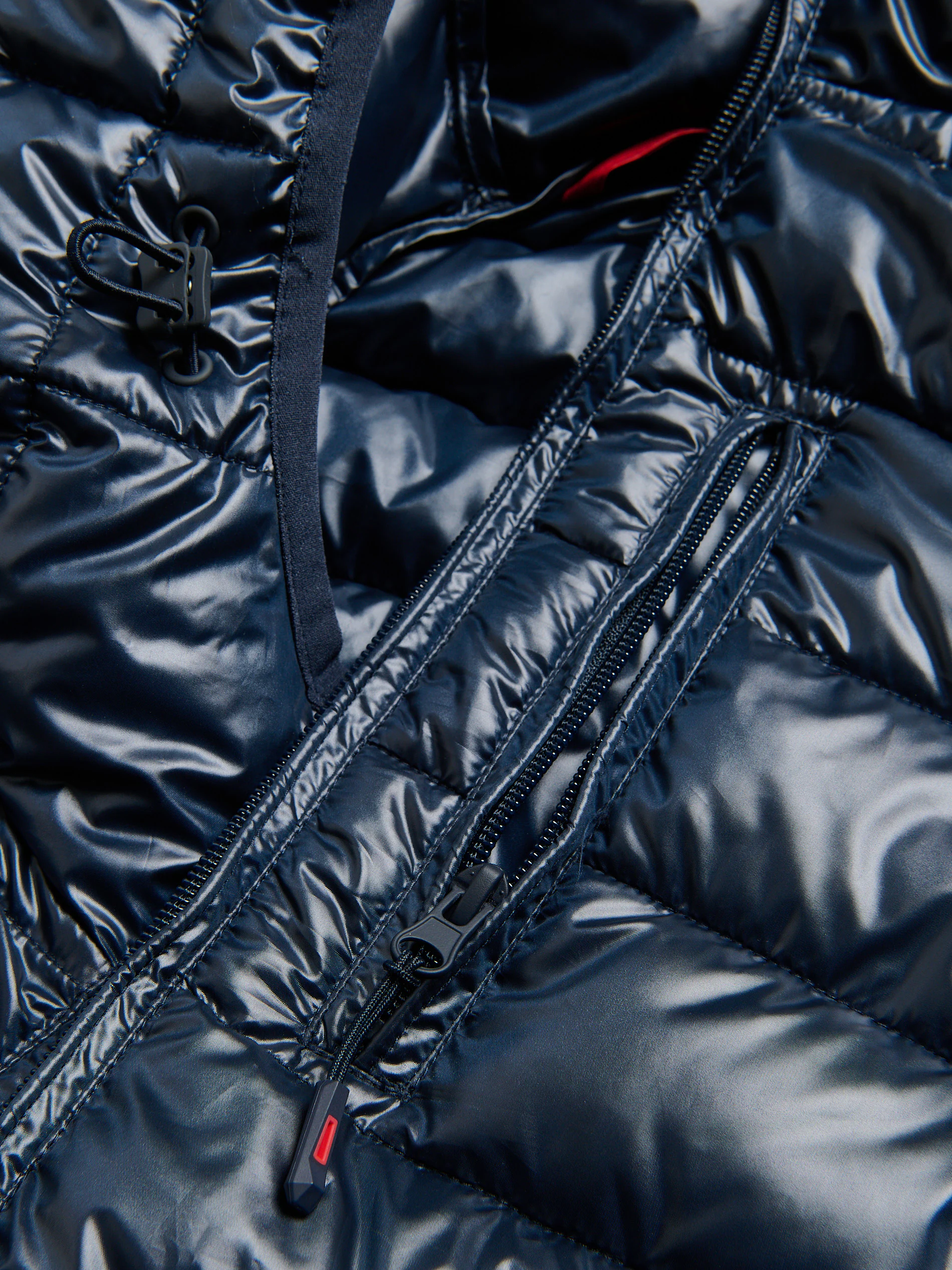 Steppjacke mit Kapuze