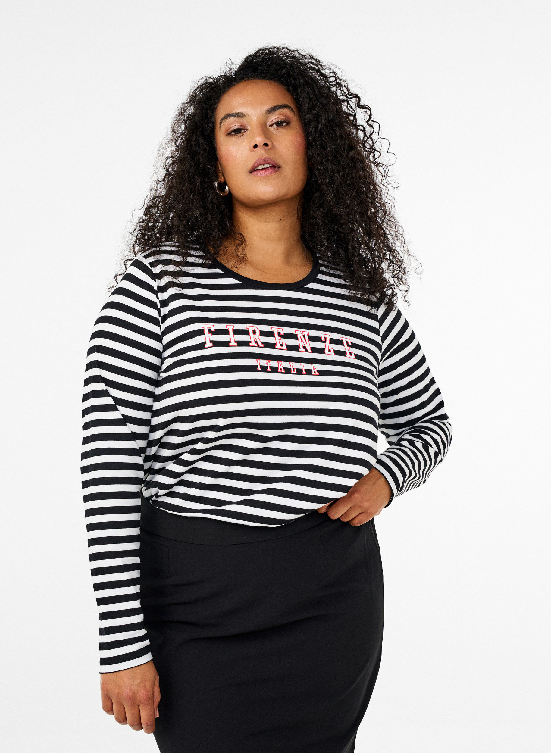 Bluse med striber og motiv