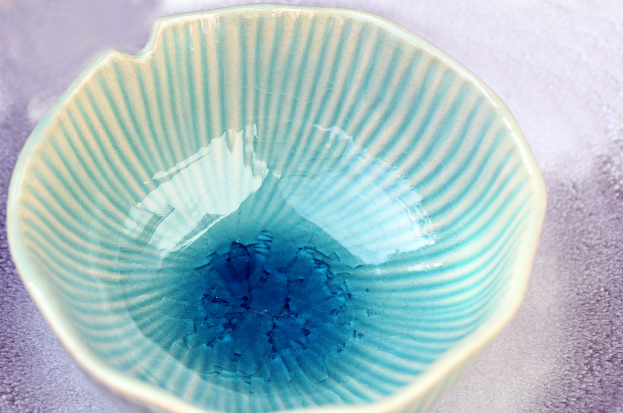 Schale 'Banana-Leaf', blau, Ø 15 cm, H 6,5 cm zu 5,80