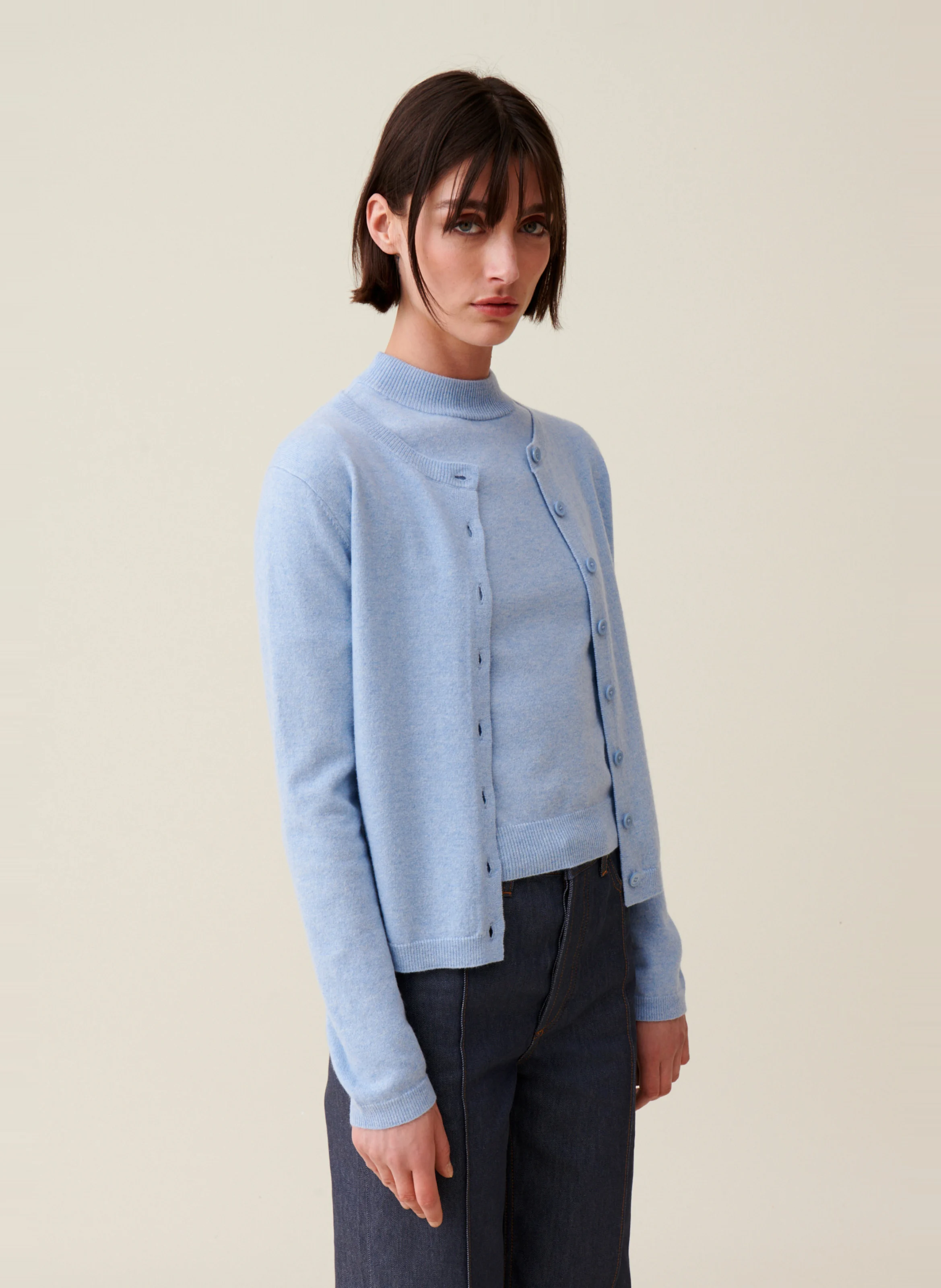 Cardigan en laine brodée | Bleu