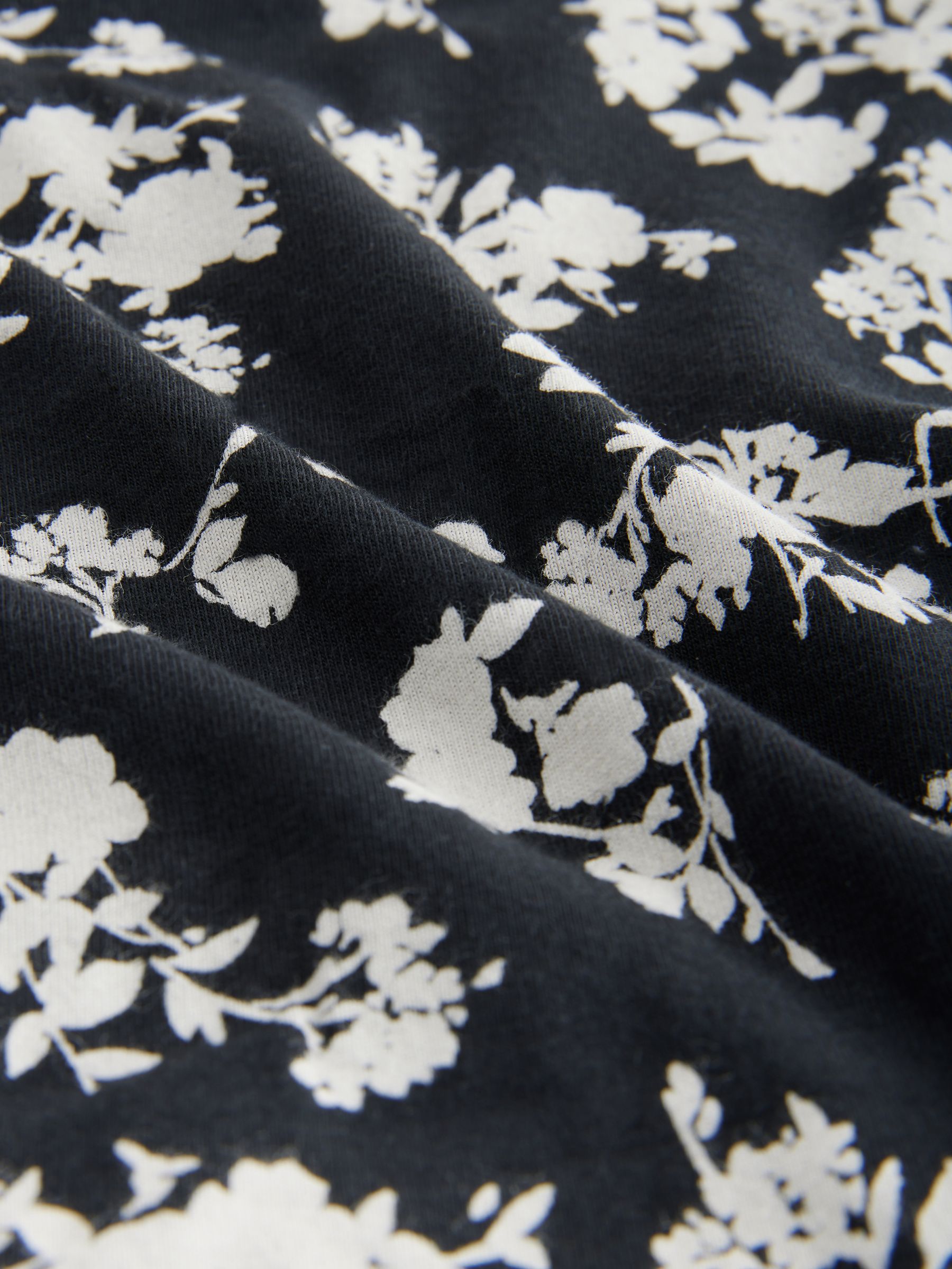 Zwart/wit met bloemenprint - 4 Katoenen slipjes met logotailleband