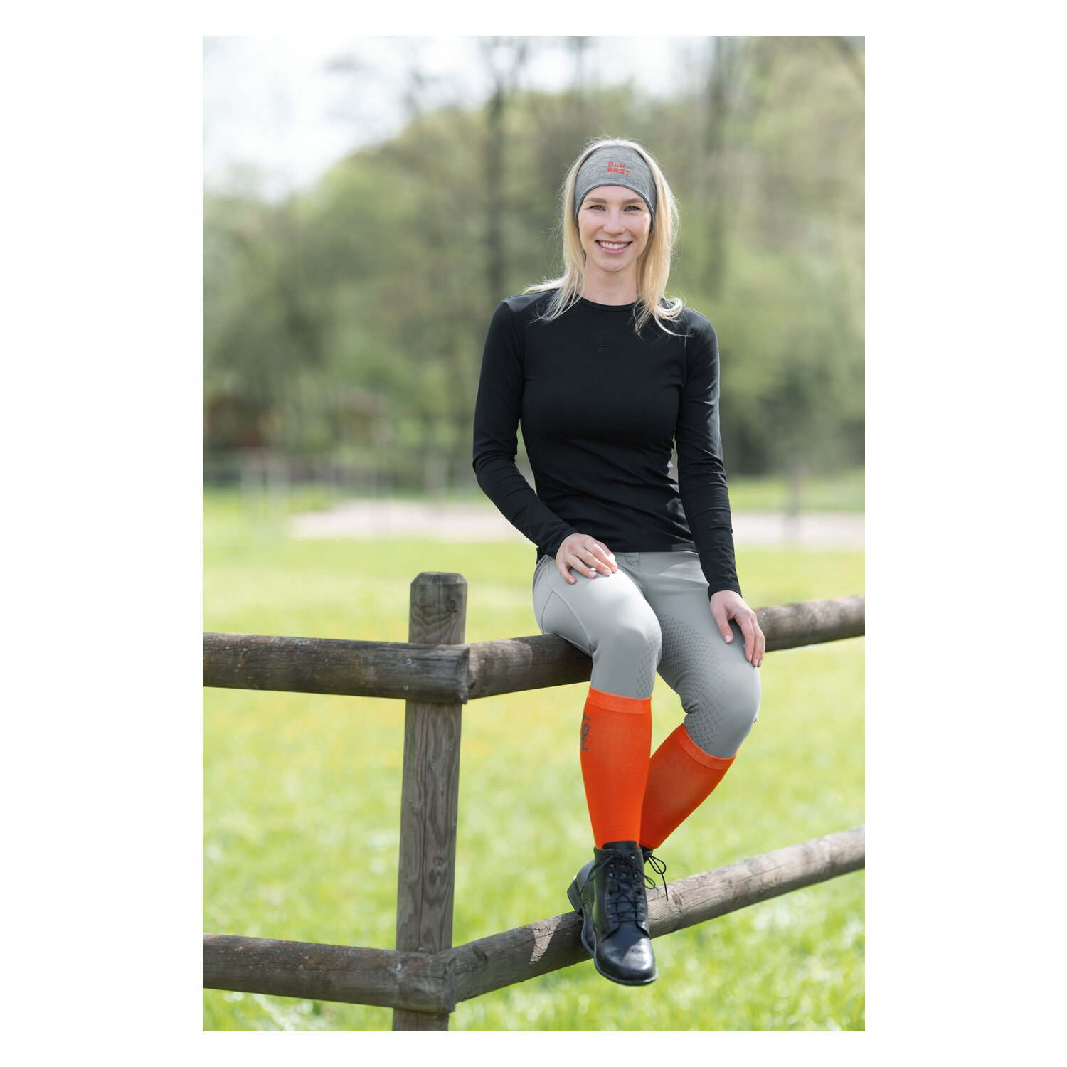 black forest Thinsocks  - red orange