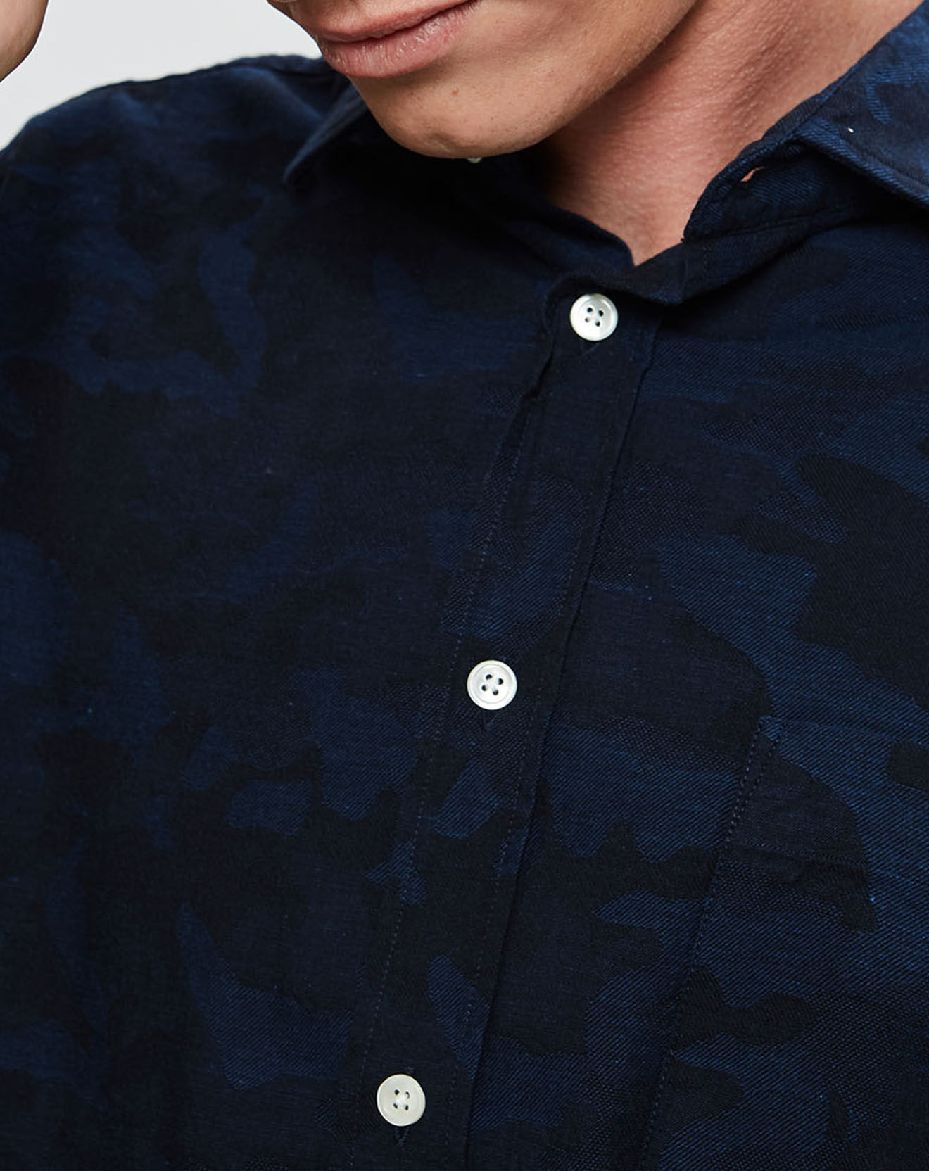 Hartford Chemise Régular Paul à imprimé militaire bleue