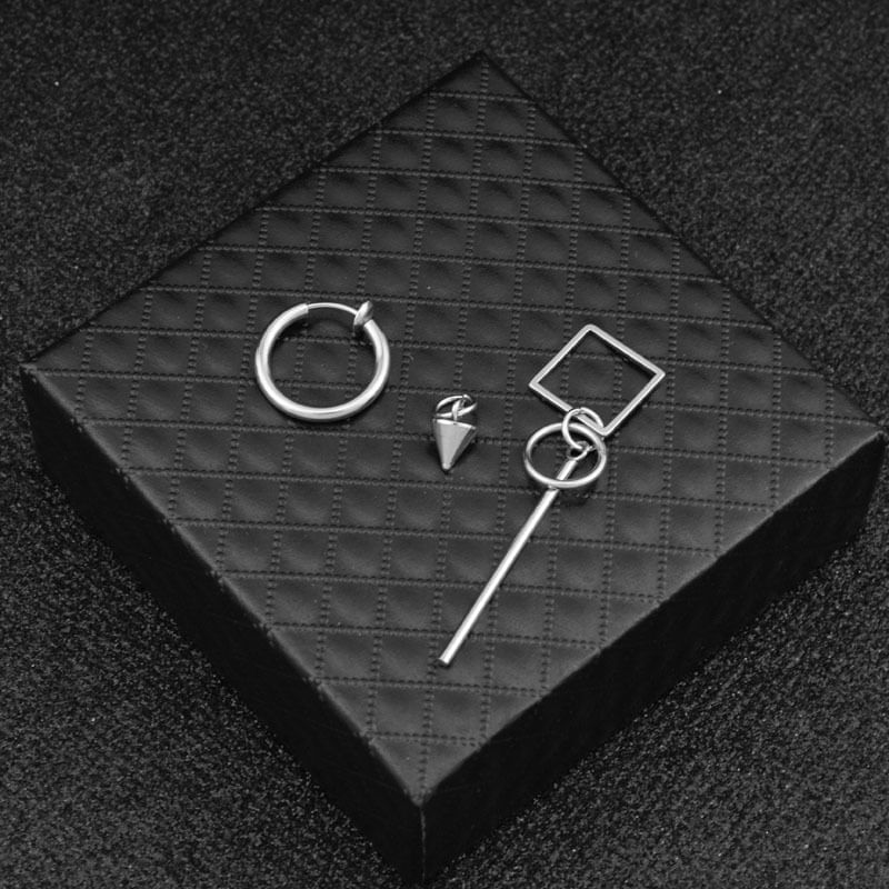 Juanitro - Geometrische oorbel / clip-on oorbel
