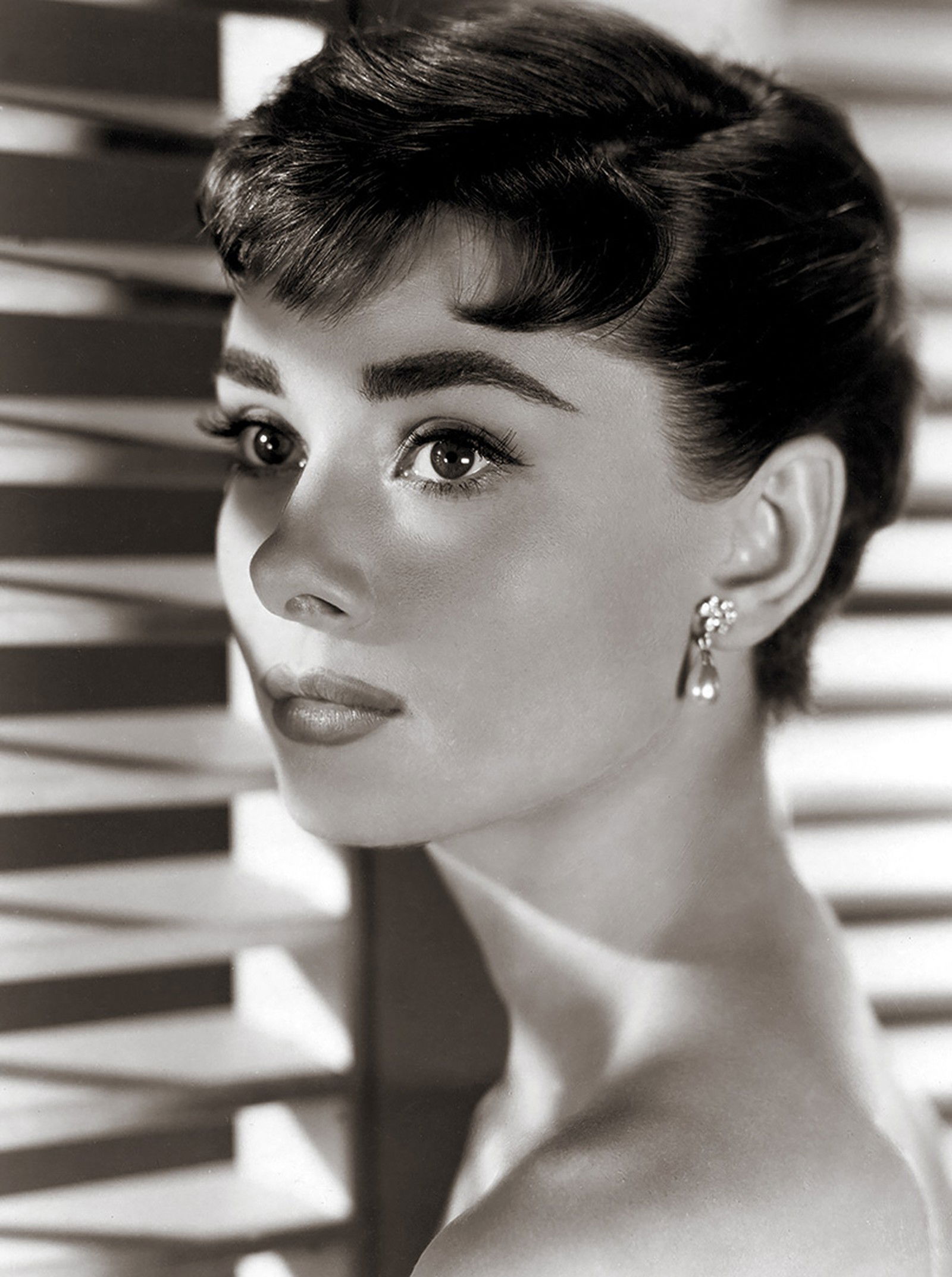 SABRINA, Audrey Hepburn by Classic Collection II - Darlings - Small Limited Edition. 30x40.