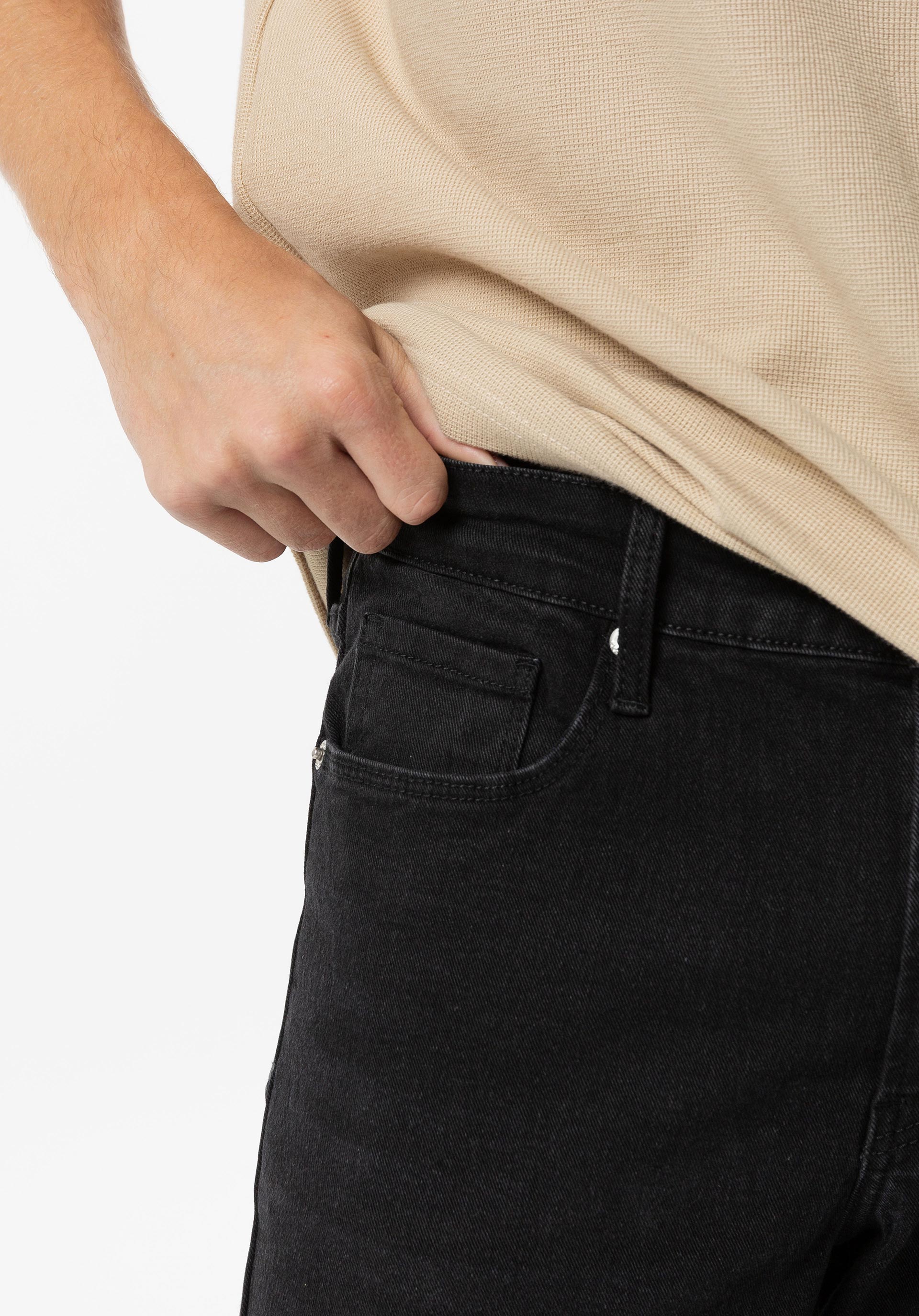 Jeans Finn Carrot Fit
