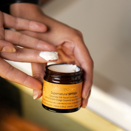 Antipodes Crème Solaire Visage Soyeuse aux Céramides SPF 50+