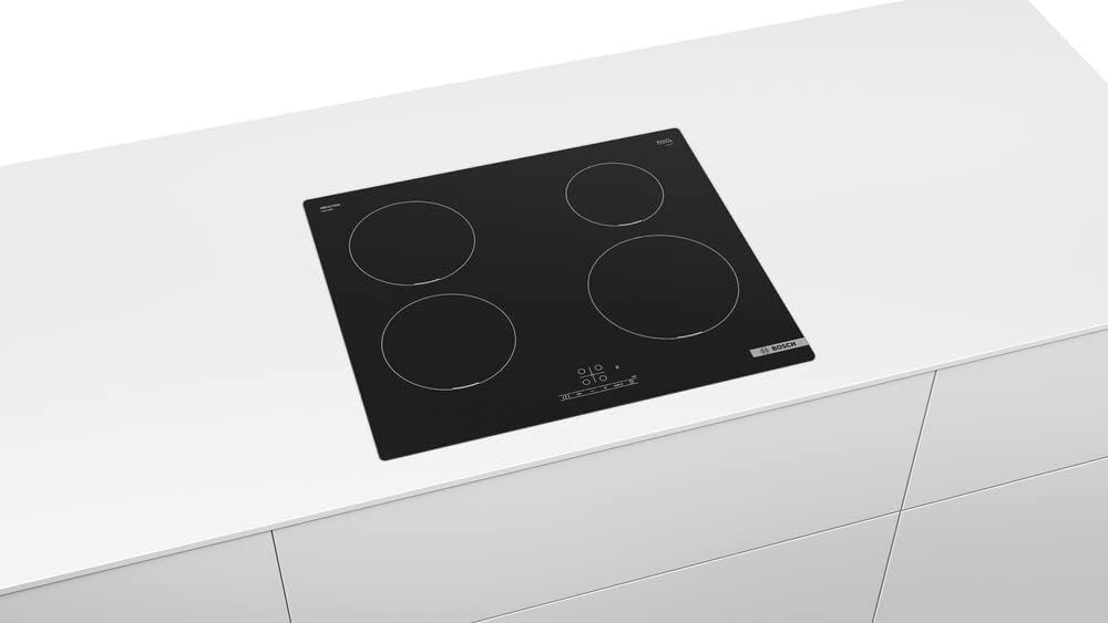 Bosch PUE611BB5E - Série 4 - Table de cuisson à induction - 4 brûleurs - Noir