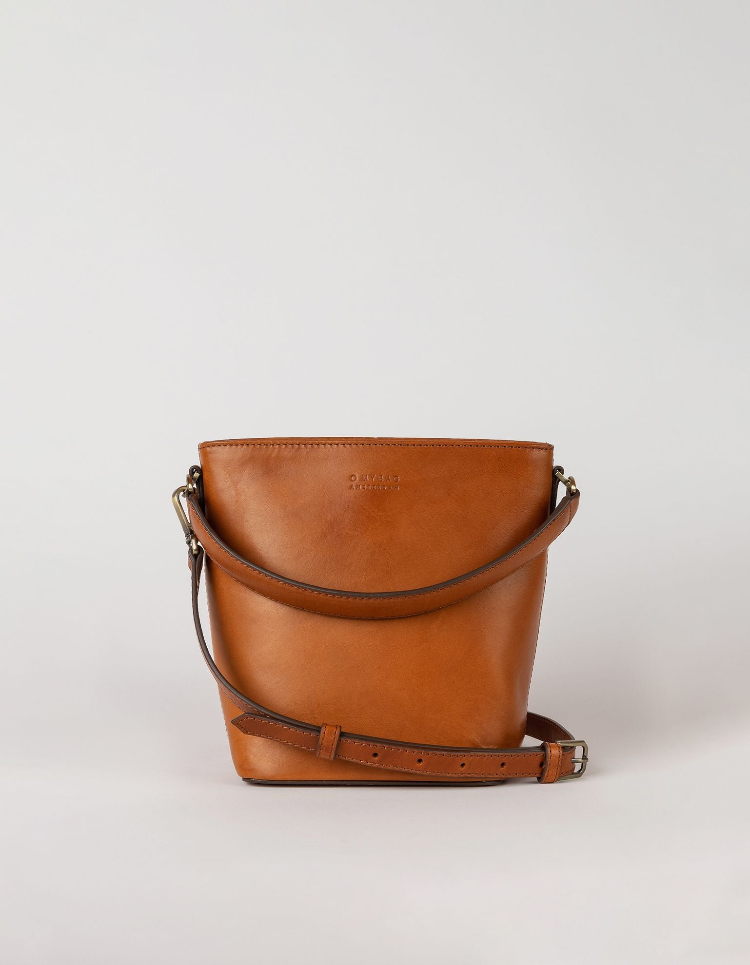 Bobbi Bucket Bag Midi - Cognac Classic Leather