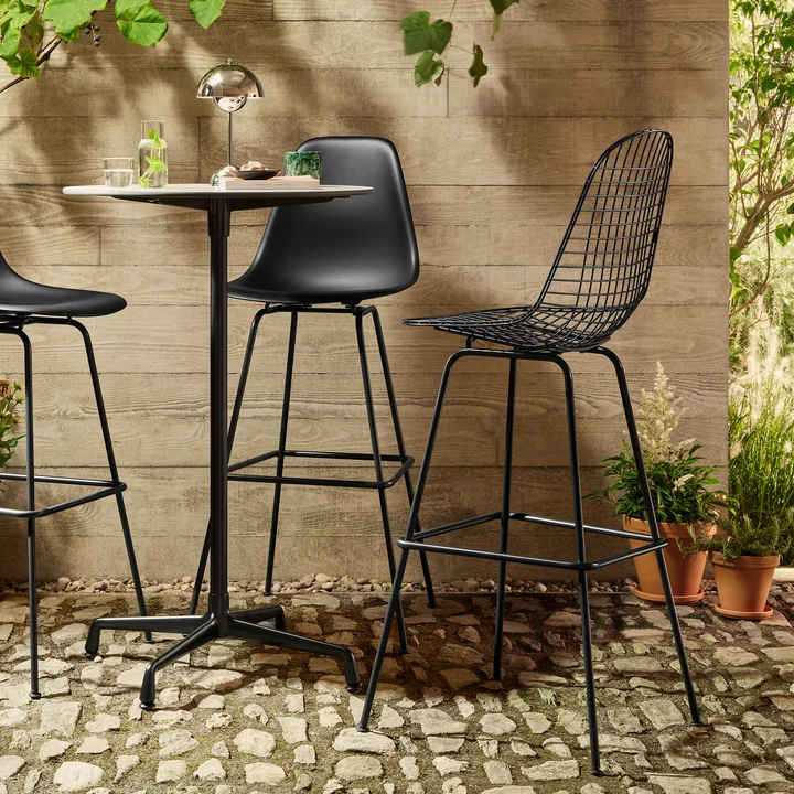 Vitra - Eames Wire Barstuhl, medium, verchromt