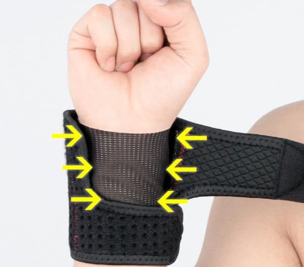 Adjustable ankle protection with compressor basketball volley
