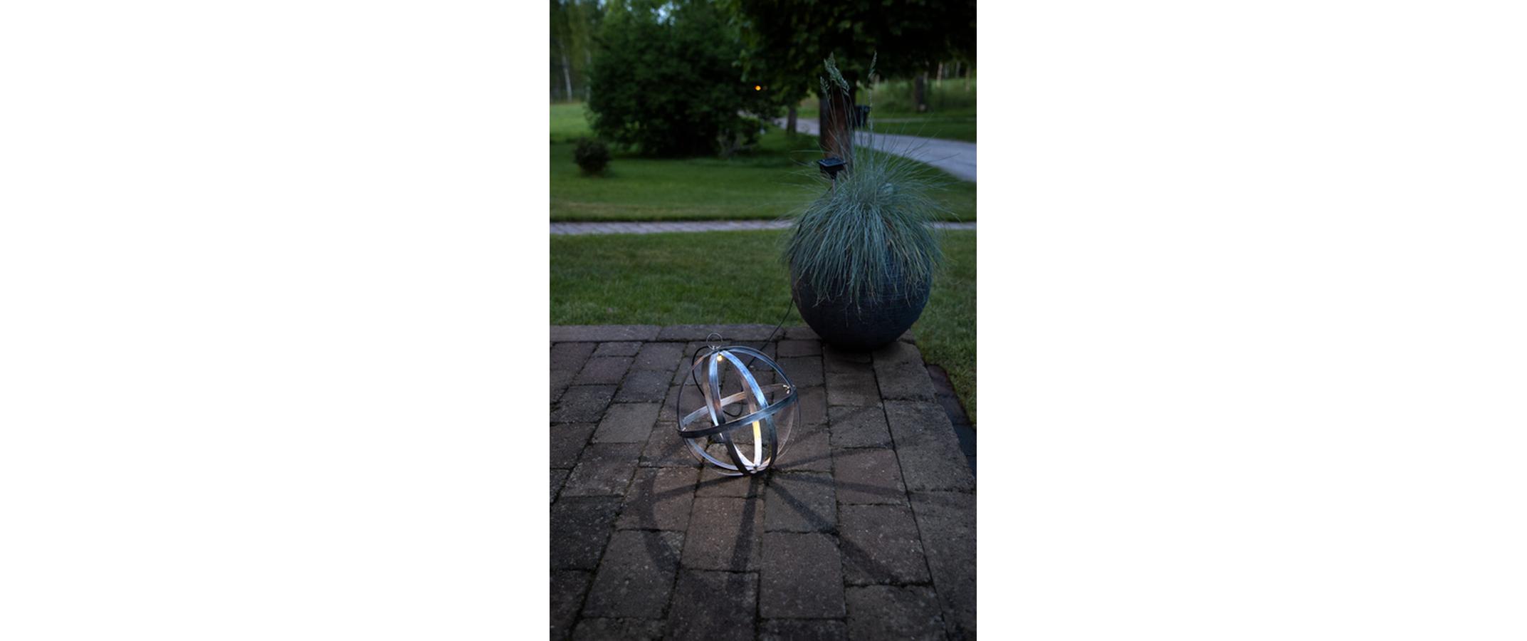 Gartenlicht Solar Astri, Ø 25 cm, SilberSolargartendekoration