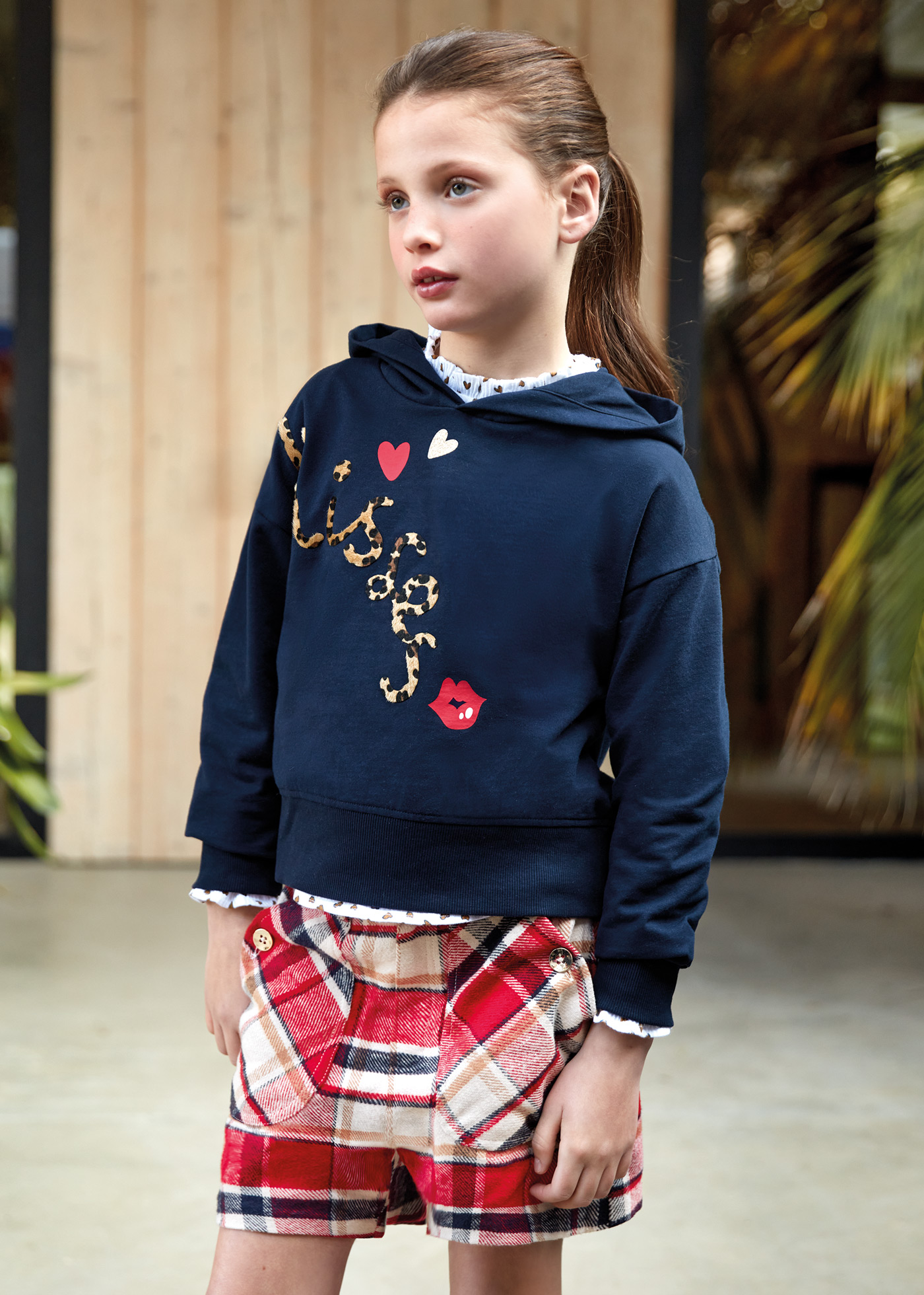 Moletom com capuz estampado para meninas