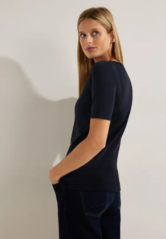 Basic T-Shirt in Unifarbe - deep blue