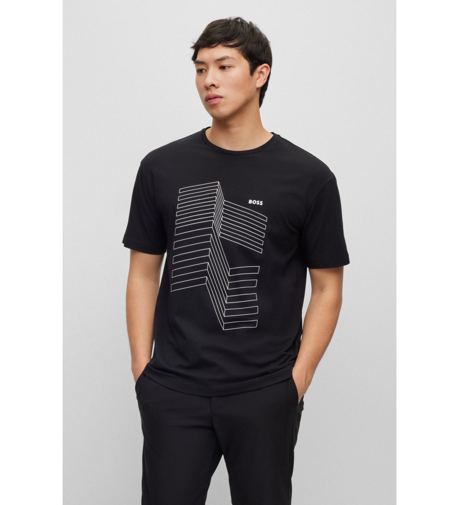Camiseta preta com estampa do logotipo da BOSS