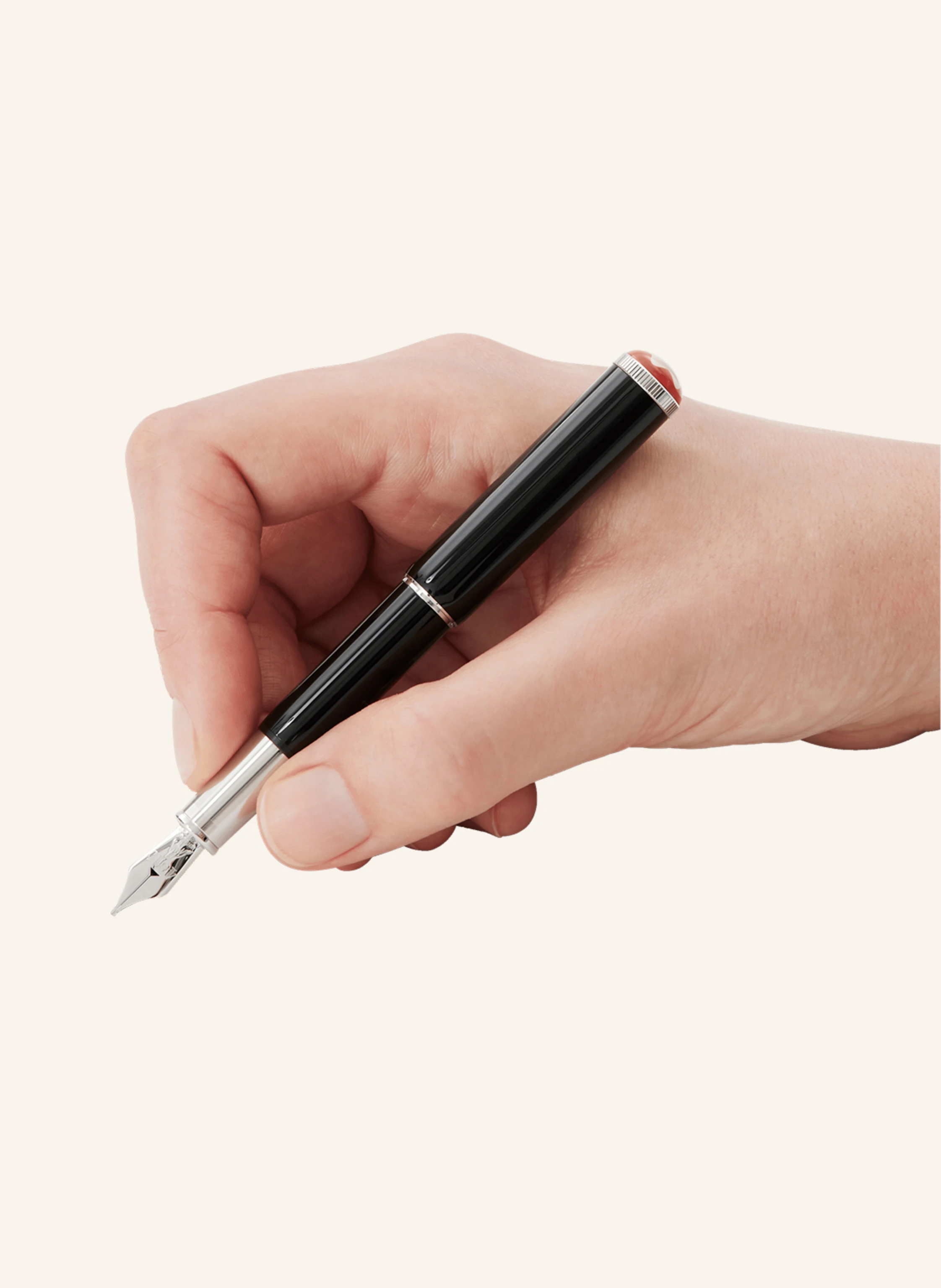 MONTBLANC Füllfederhalter HERITAGE ROUGE AND BLACK BABY