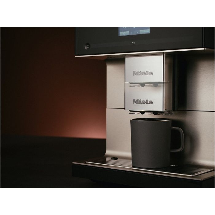 Miele Stand-Kaffeevollautomat CM 7550 CoffeePassion Obsidianschwarz