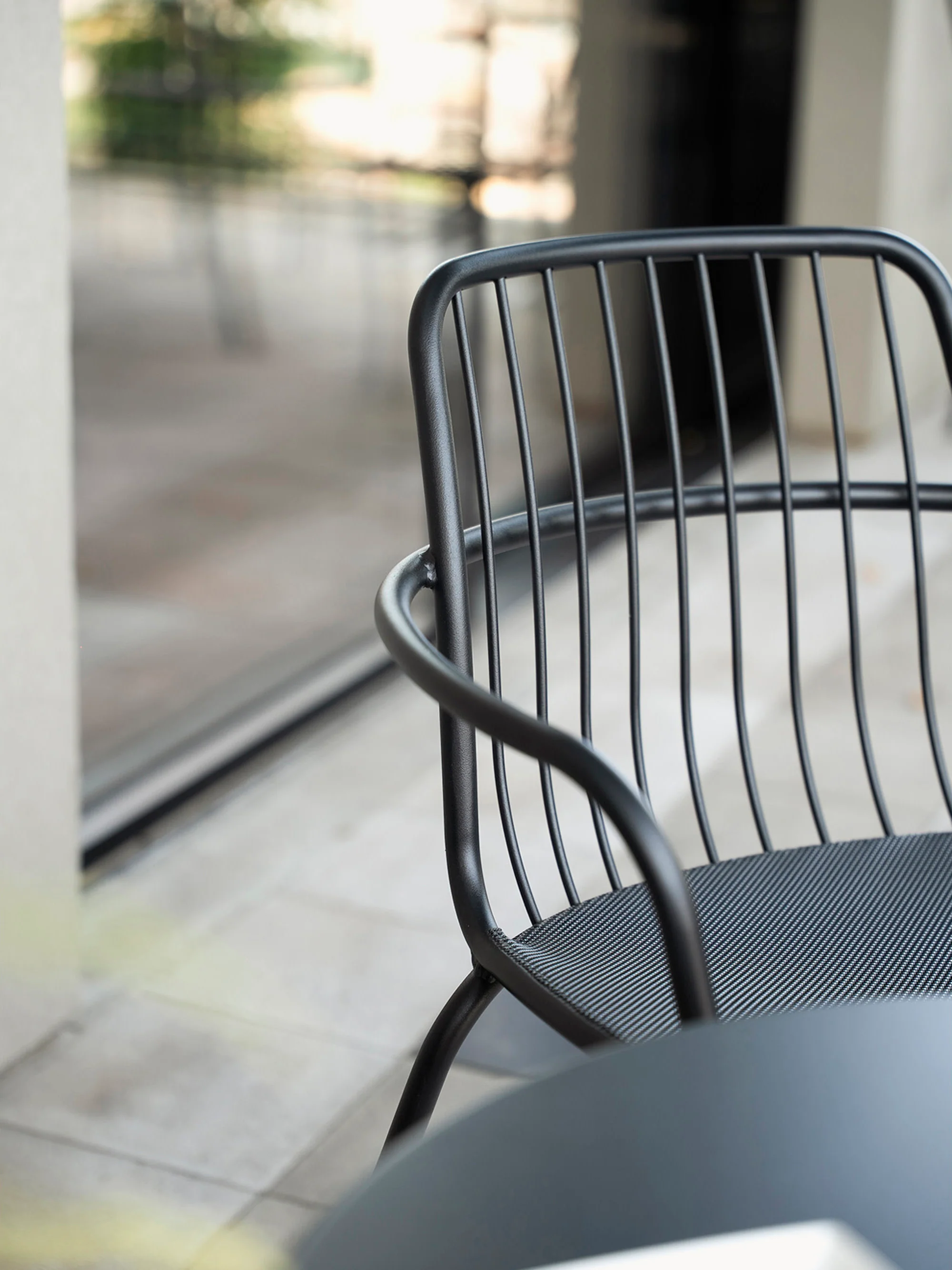 Stapelbare tuinstoelen Alisea met armleuningen, 2-delig