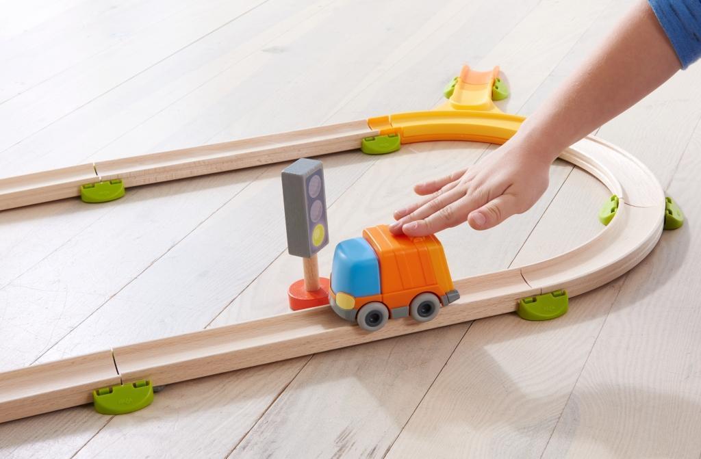 Fahrzeug KULLERBÜ – MÜLLAUTO für Spielbahn