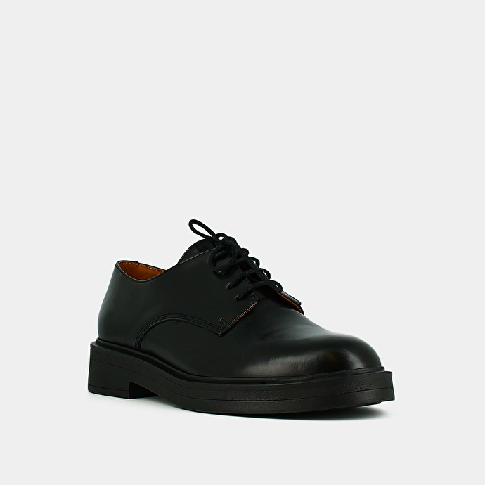 Derbies à lacets  en cuir glacé noir