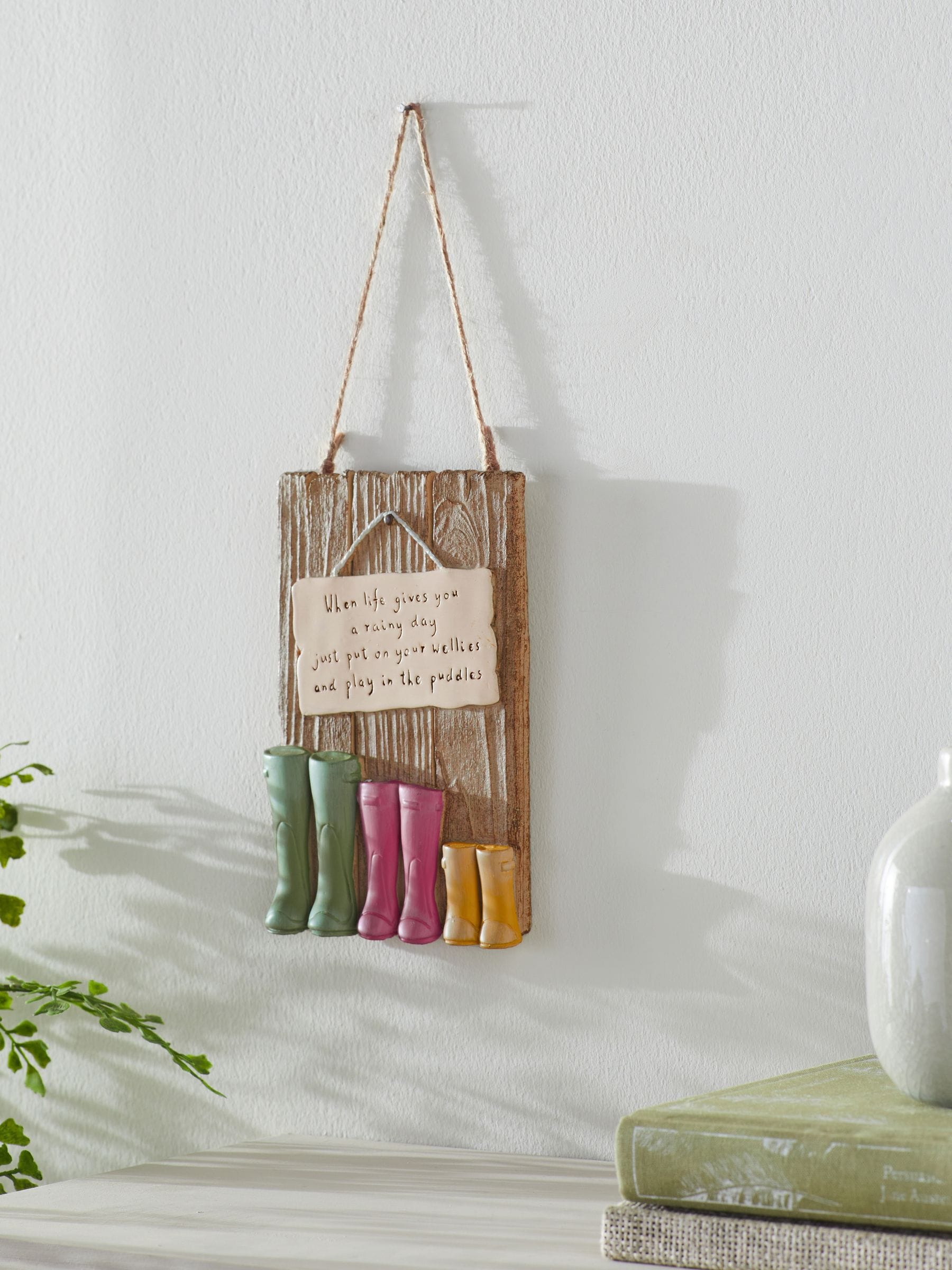Hangdecoratie met regenlaars