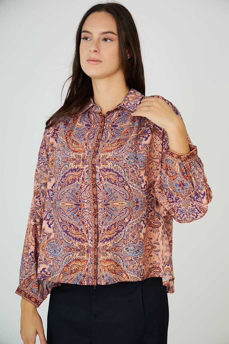 ATÉ BREVE<br>Blusa estampada com gola de camisa