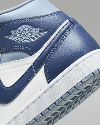 Air Jordan 1 Mid Women's Shoes