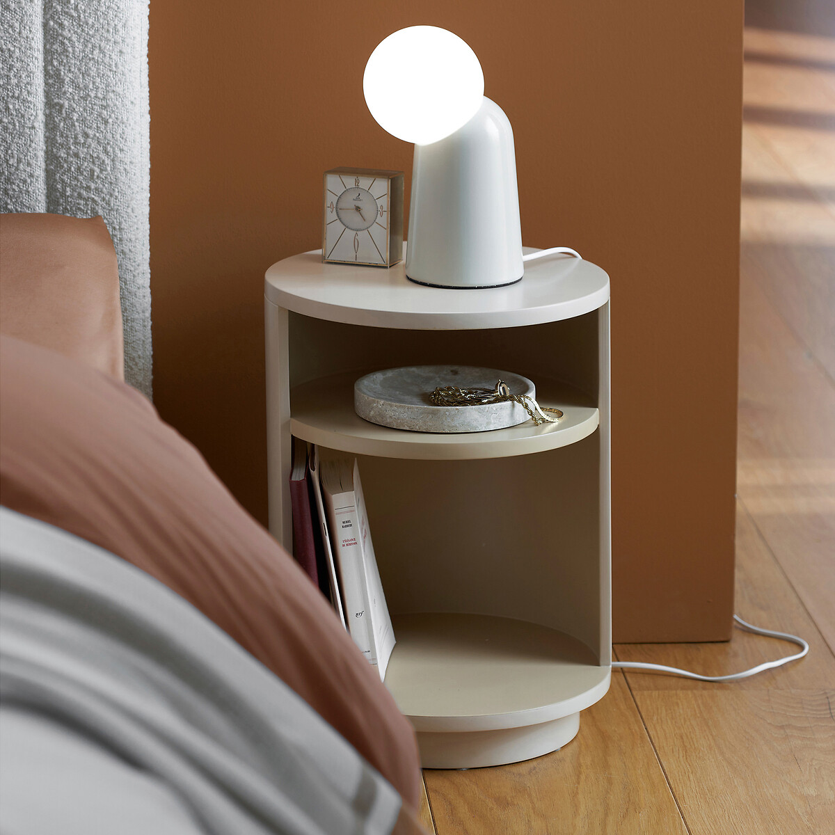 LA REDOUTE INTERIEURS<br>Mesinha de cabeceira Nereo
