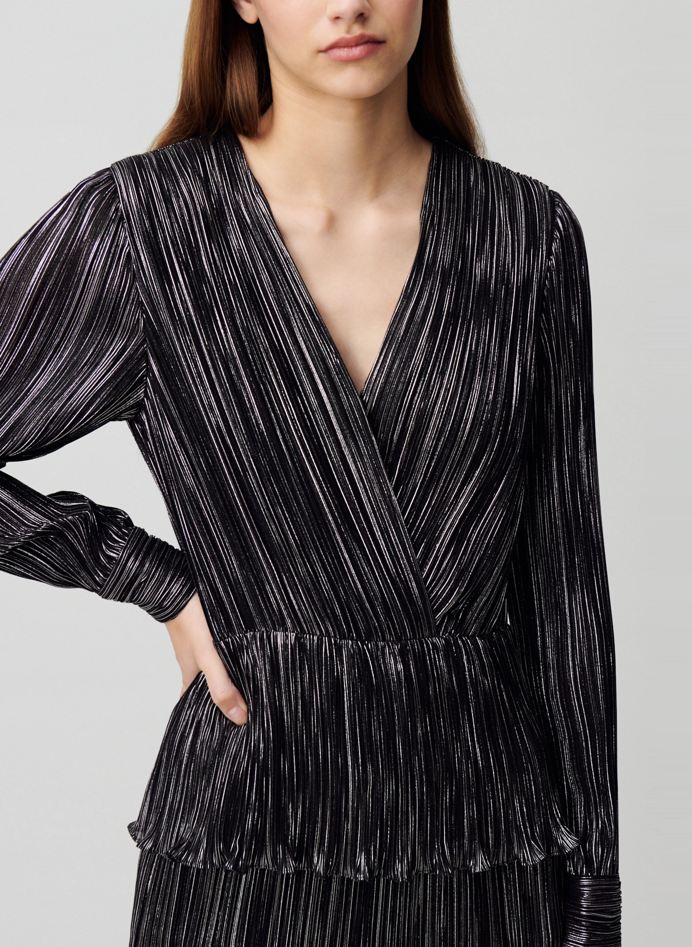 Robe courte col cache-cœur | Noir