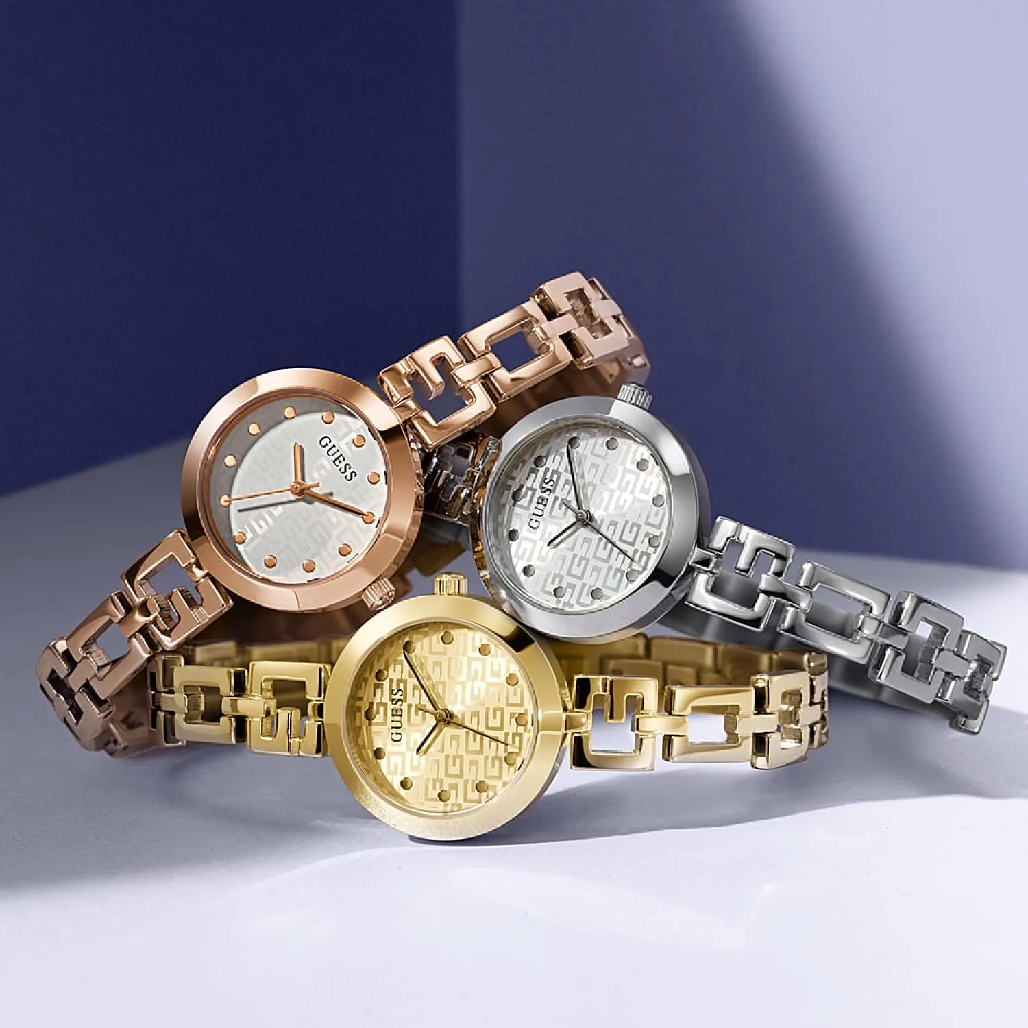 Guess Work Life GW0549L2