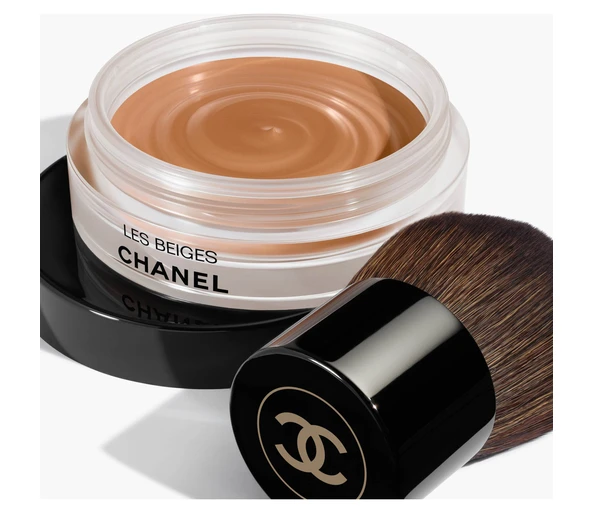 CHANEL LES BEIGES CRÈME ENSOLEILLÉE Crème gel fini ensoleillé. Belle mine naturelle effet hâlé.390 SOLEIL TAN BRONZE
